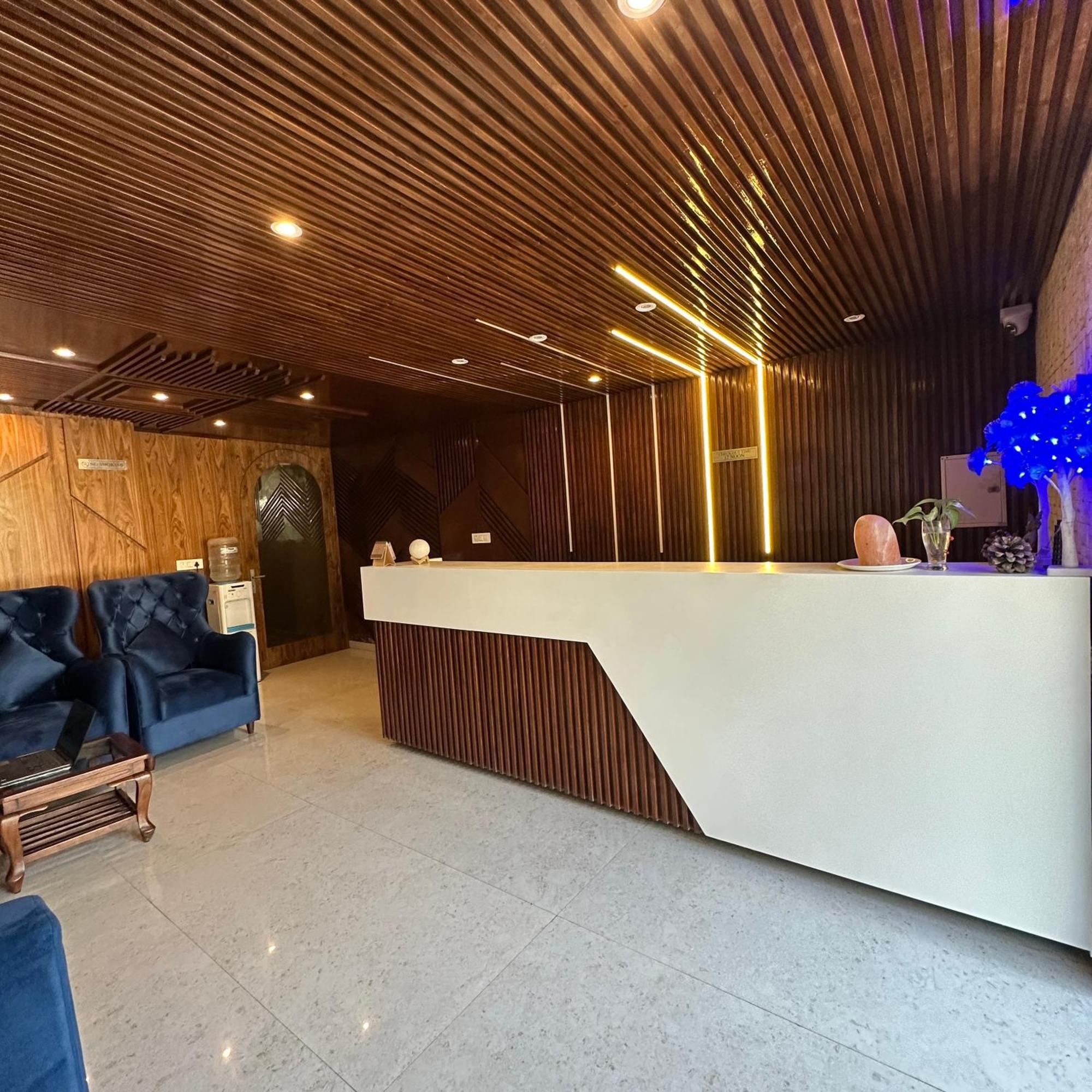 La Casca Experience Hotel Zirakpur Exterior photo